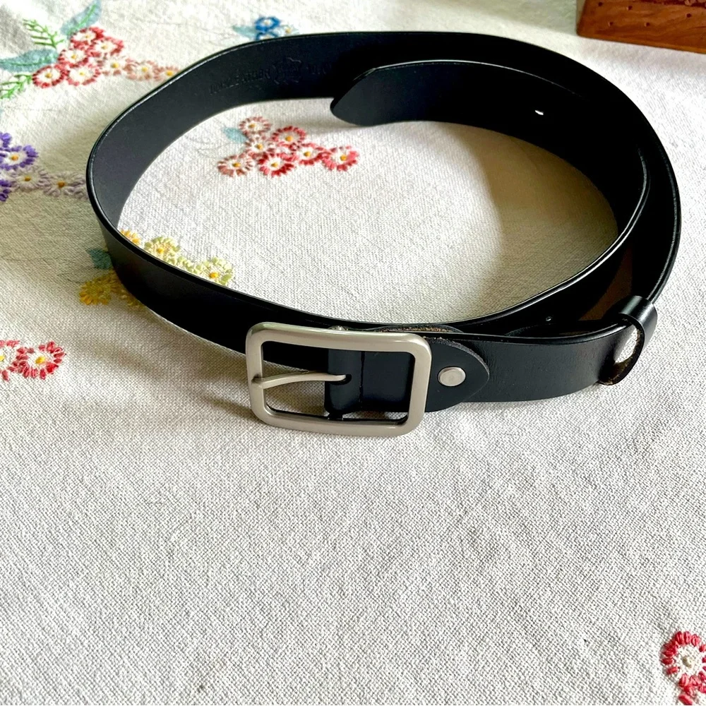 Black Leather Belt with Rectangular Silver Buckle. 40